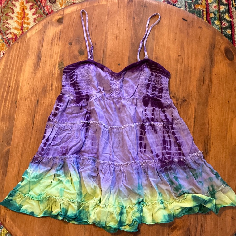 Vintage Free People tiered top. Size 6